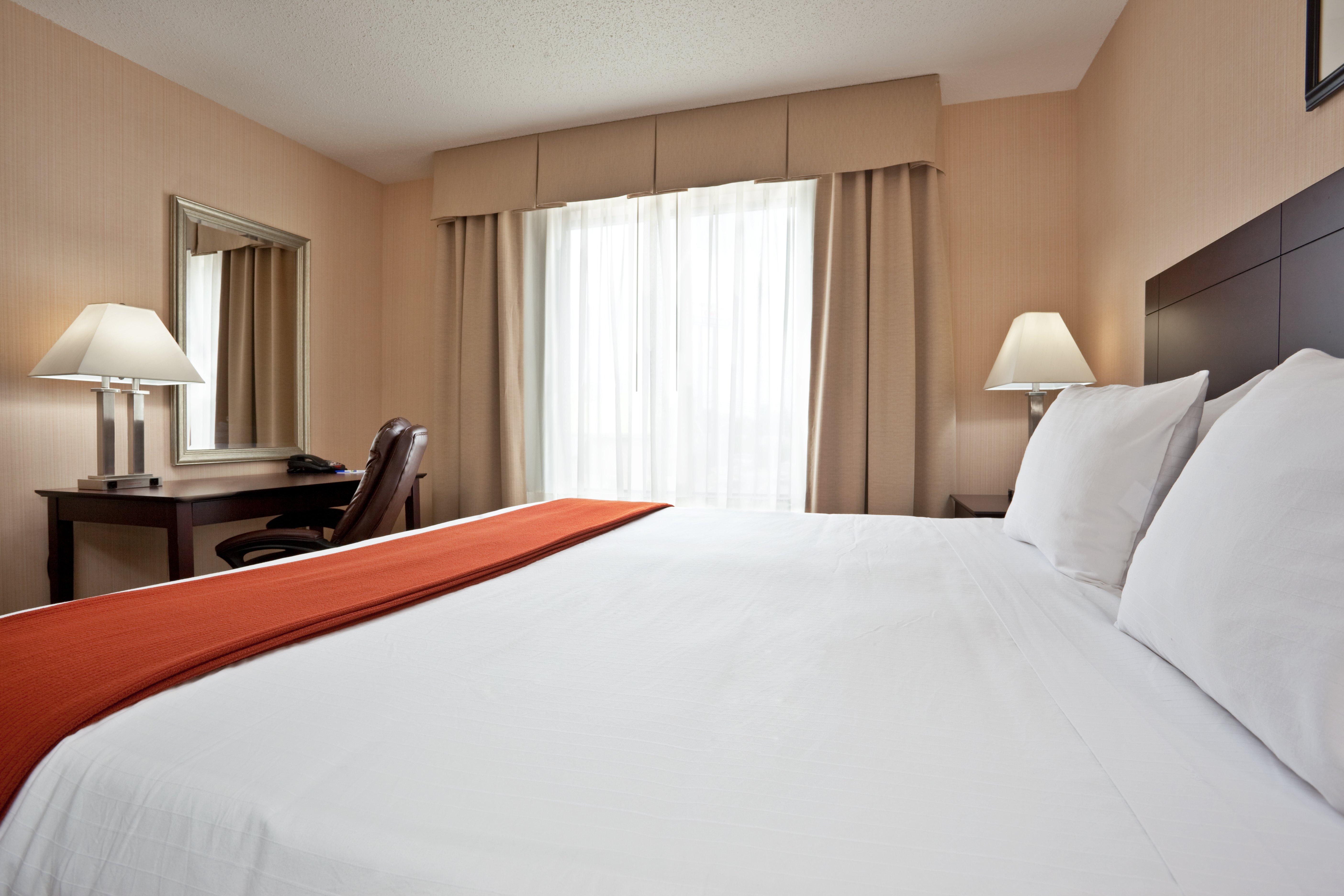 Holiday Inn Express Hotel & Suites Tipp City By Ihg Buitenkant foto