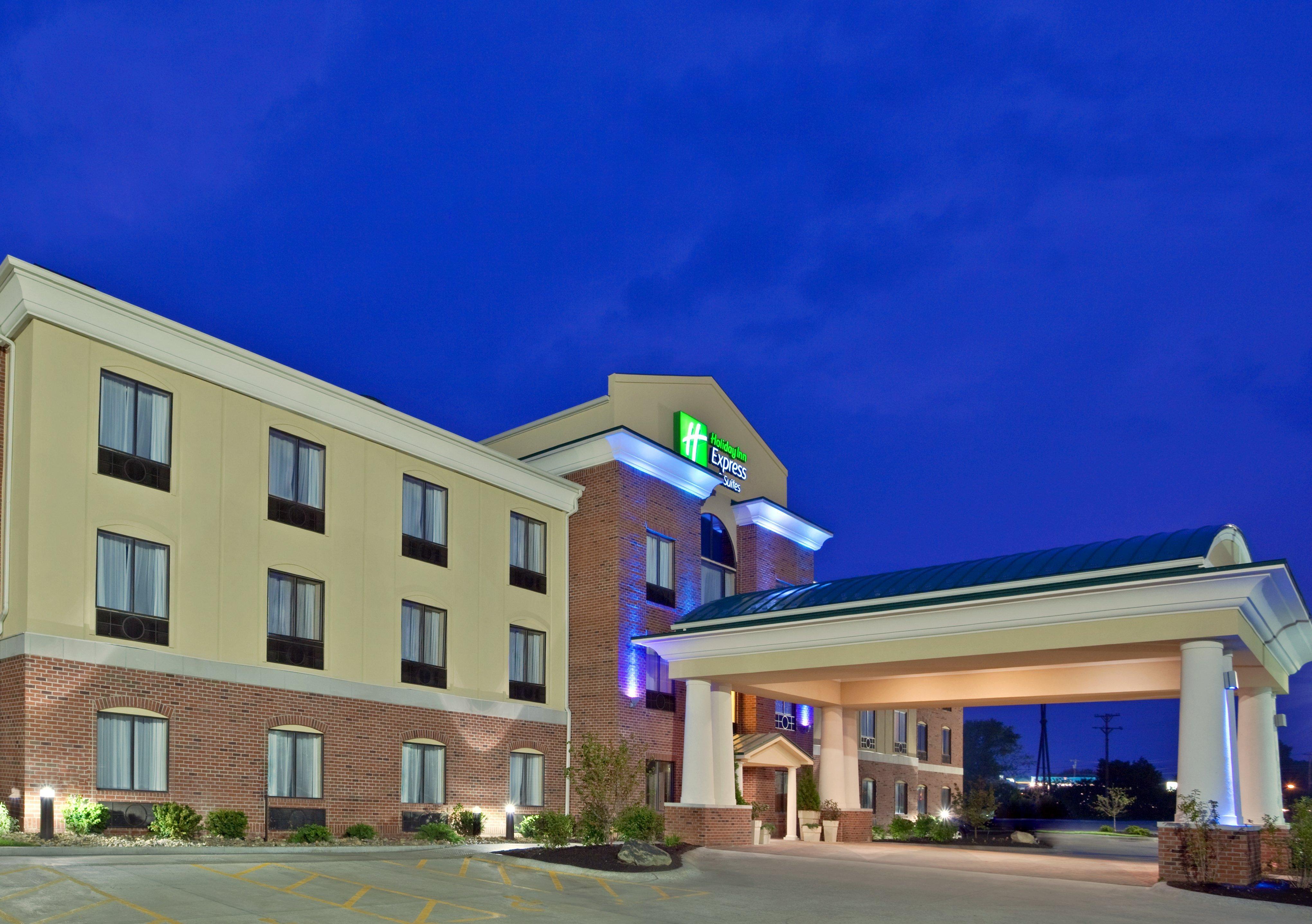 Holiday Inn Express Hotel & Suites Tipp City By Ihg Buitenkant foto